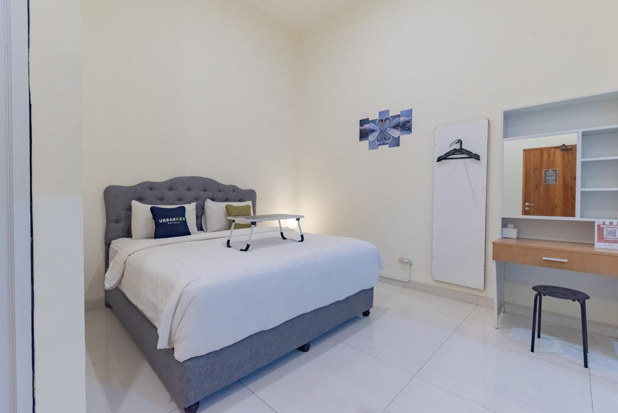 Urbanview Darmo Residence Bandung Eksteriør bilde