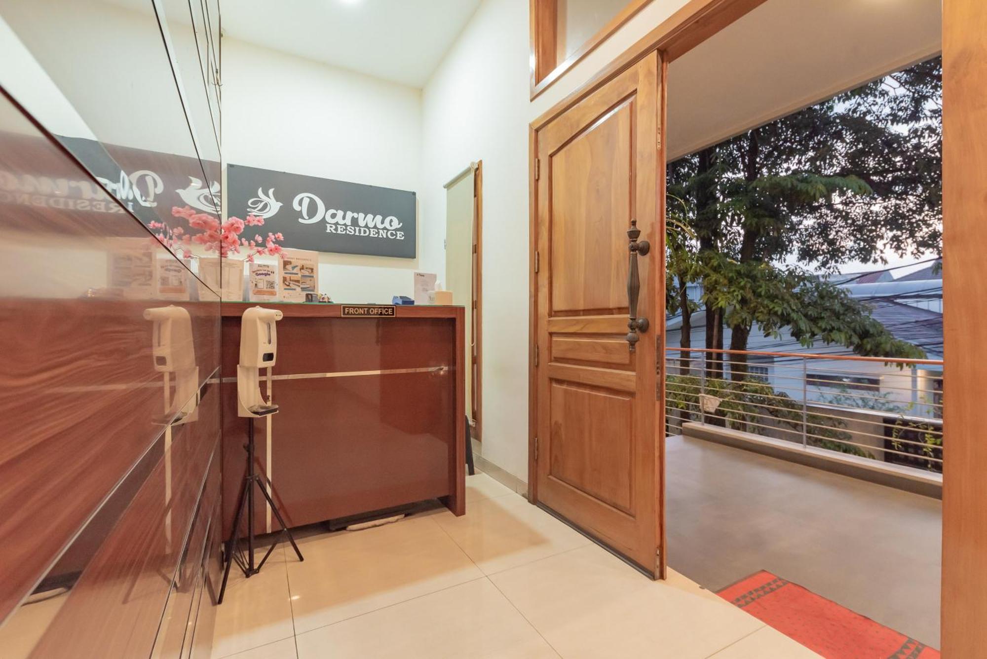Urbanview Darmo Residence Bandung Eksteriør bilde